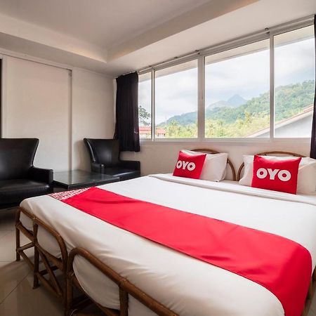 Oyo 835 Koh Chang Luxury Hotel Exterior photo