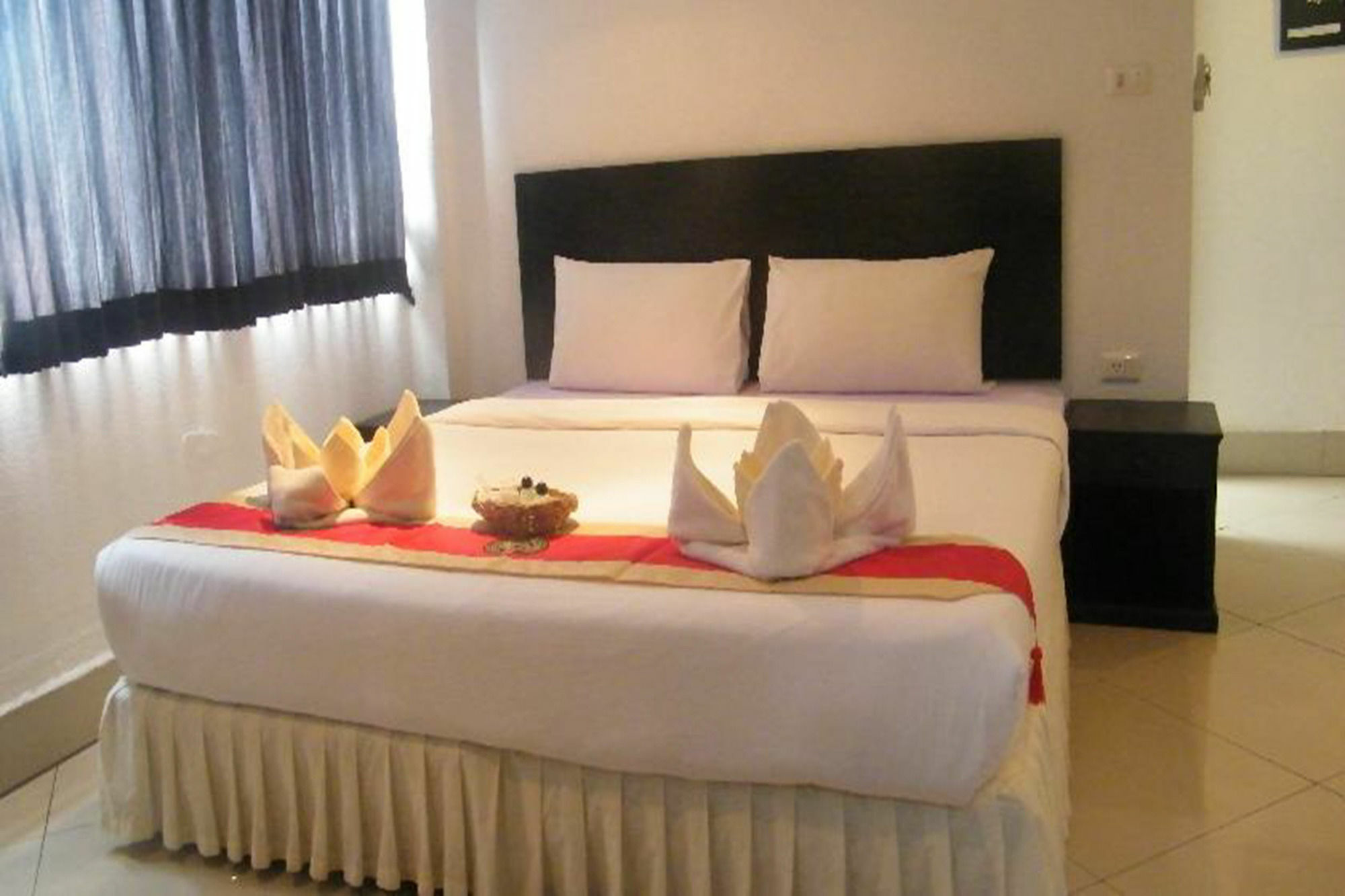 Oyo 835 Koh Chang Luxury Hotel Exterior photo