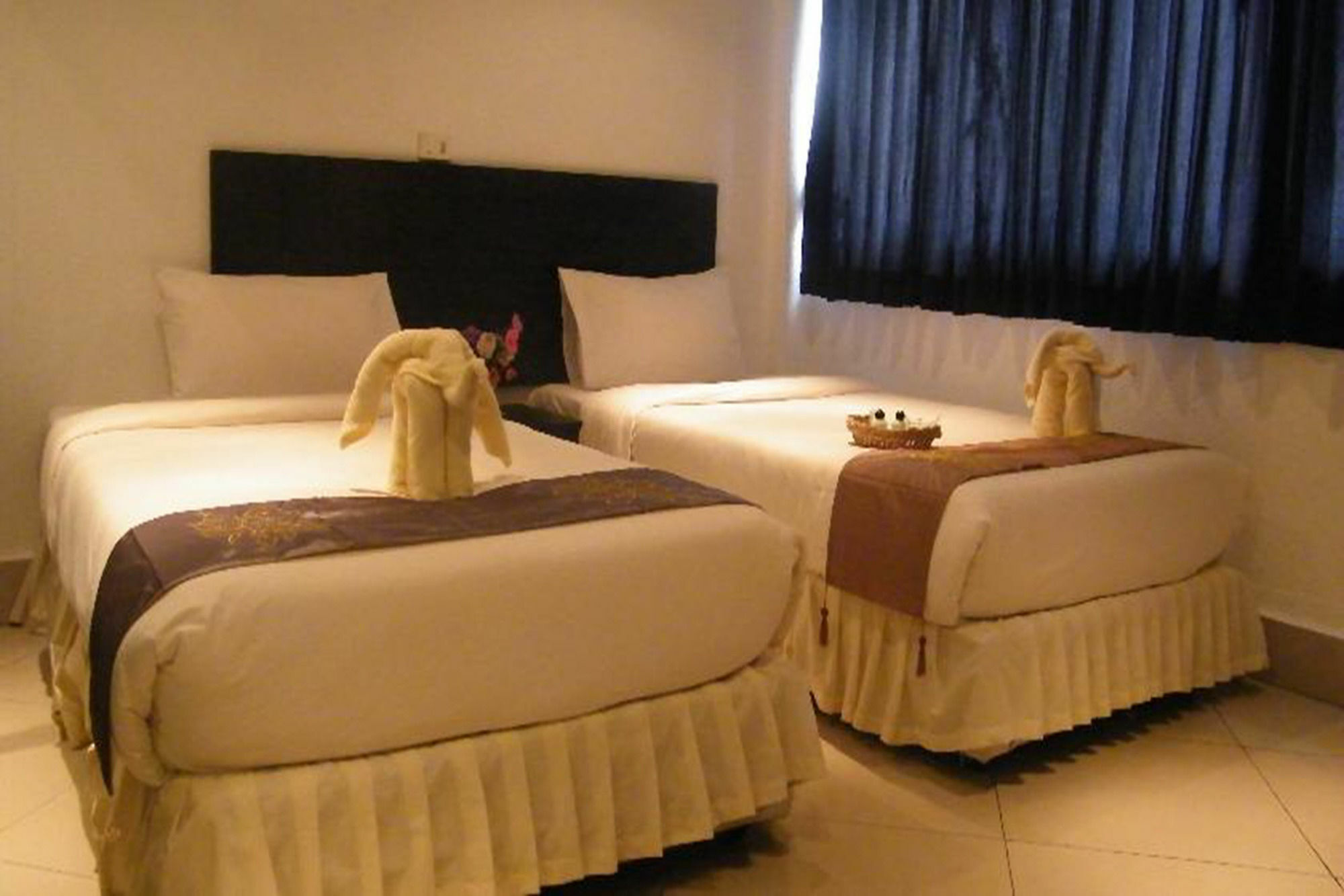 Oyo 835 Koh Chang Luxury Hotel Exterior photo